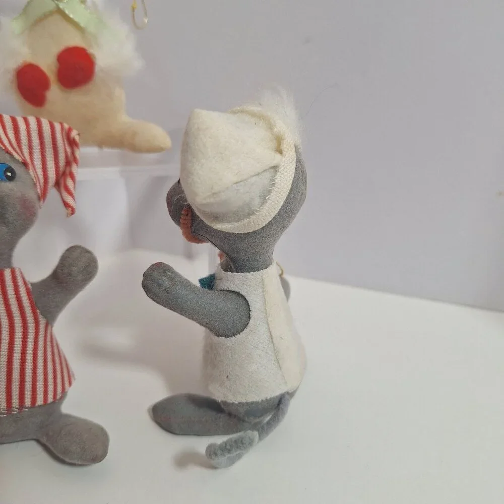 3 Vtg Flocked Mouse Mice Lot 4" Christmas Ornaments White Gray Nurse Adorable! - Picture 6 of 11
